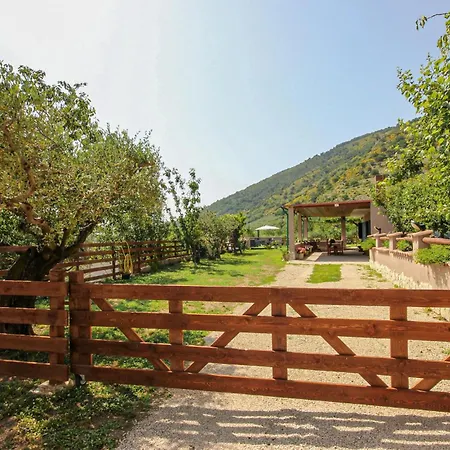 Holiday home Lovely In Avella